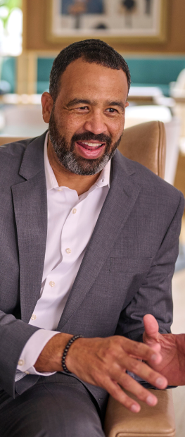 Portrait of Jason Cowans, Edelman Financial Engines financial planner